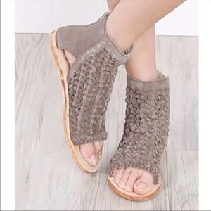 Free People Island Cruiser Woven Taupe Sandals Size 6